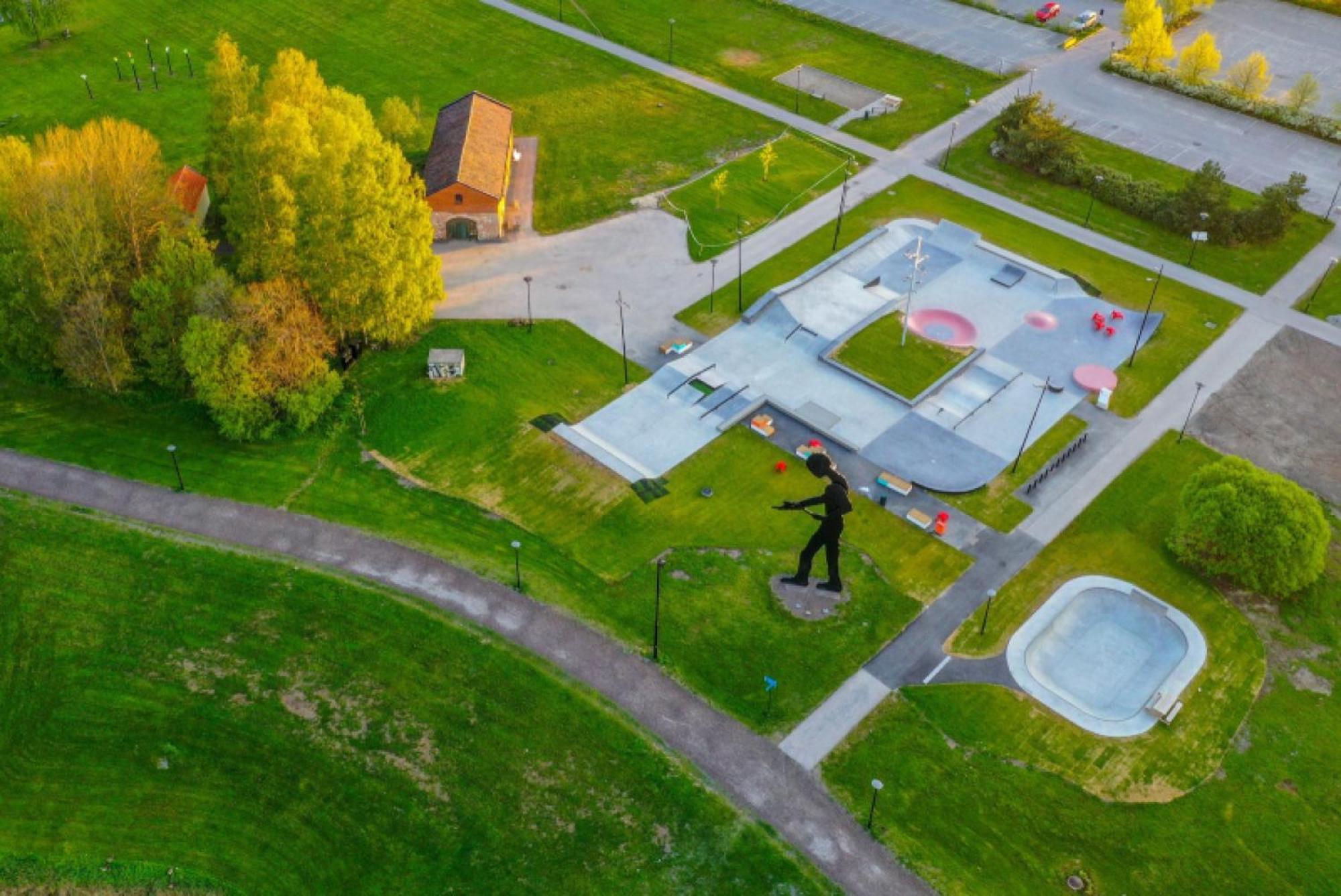 Km - * Lillestrøm